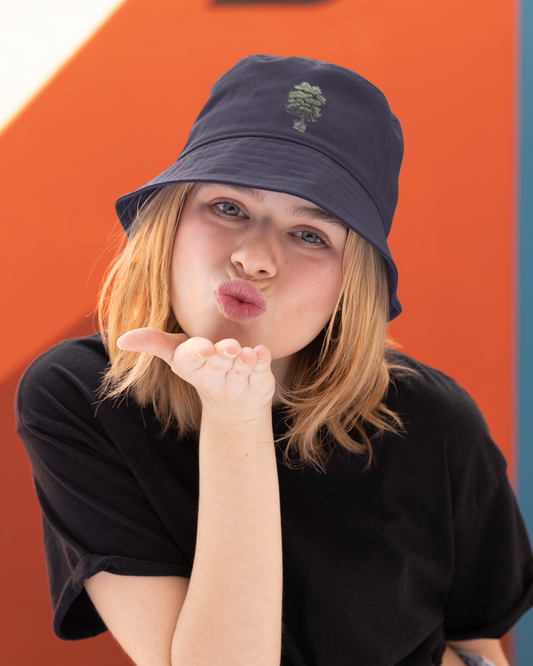 Design by Hannah - Bucket hat - Big tree